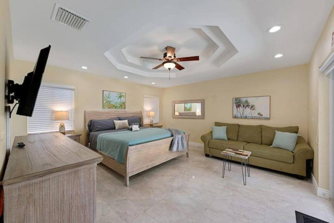 With Pool By Pmi Unit 263 Fort Lauderdale